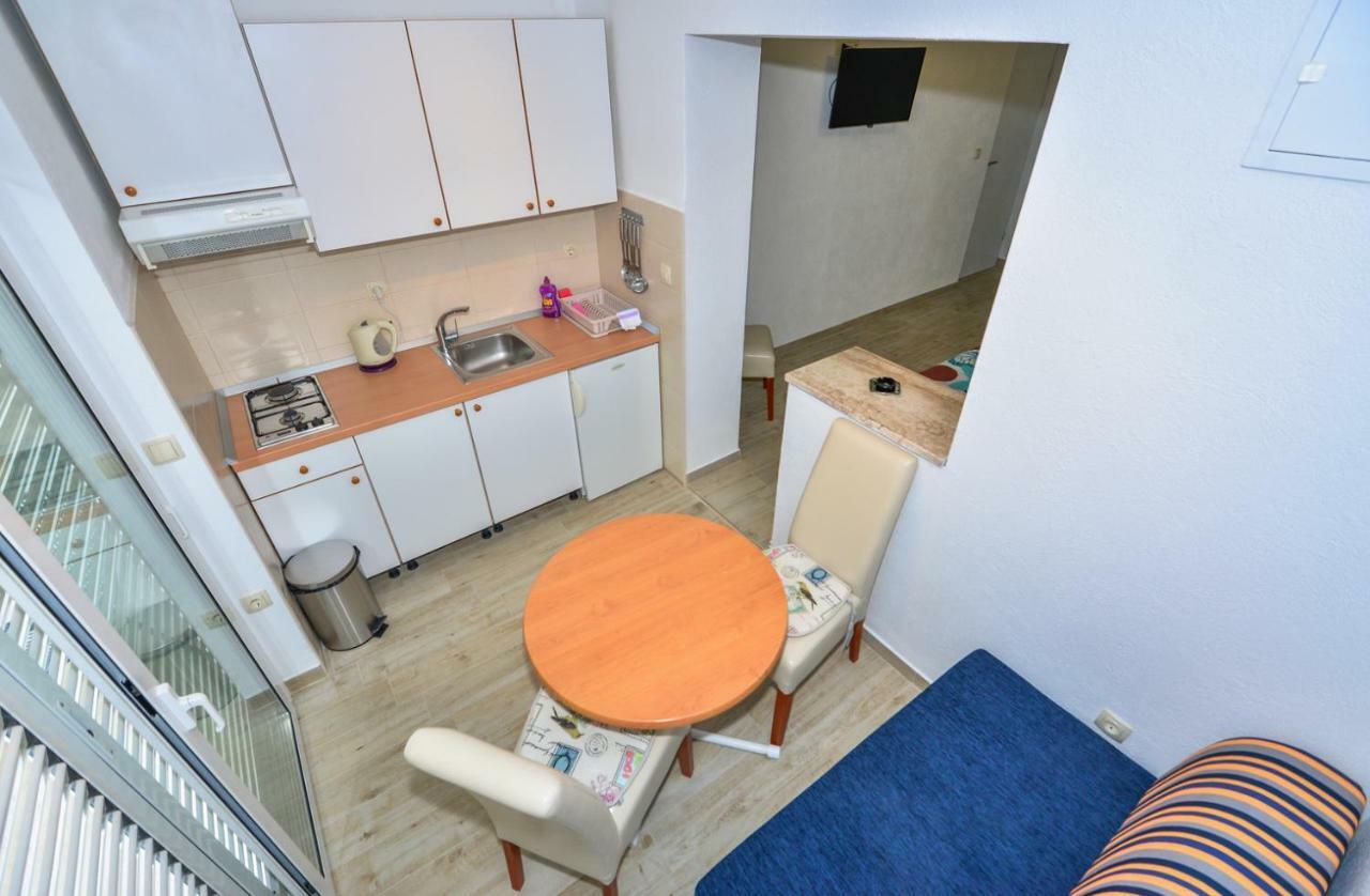 Apartmani Dina Makarska Buitenkant foto