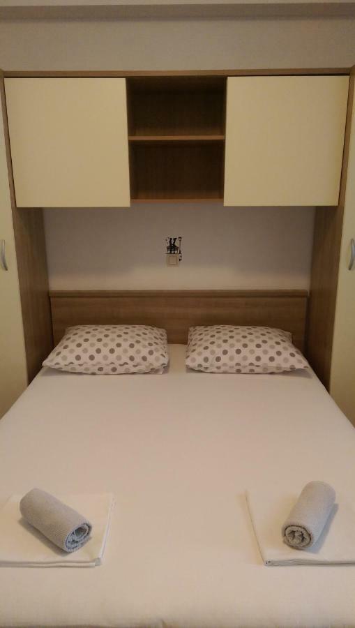 Apartmani Dina Makarska Buitenkant foto