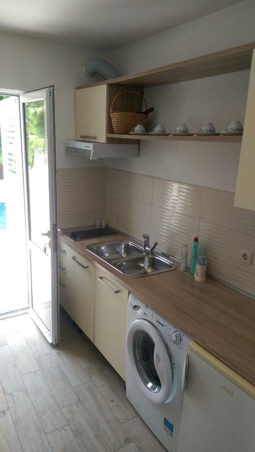 Apartmani Dina Makarska Buitenkant foto