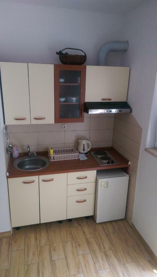 Apartmani Dina Makarska Buitenkant foto
