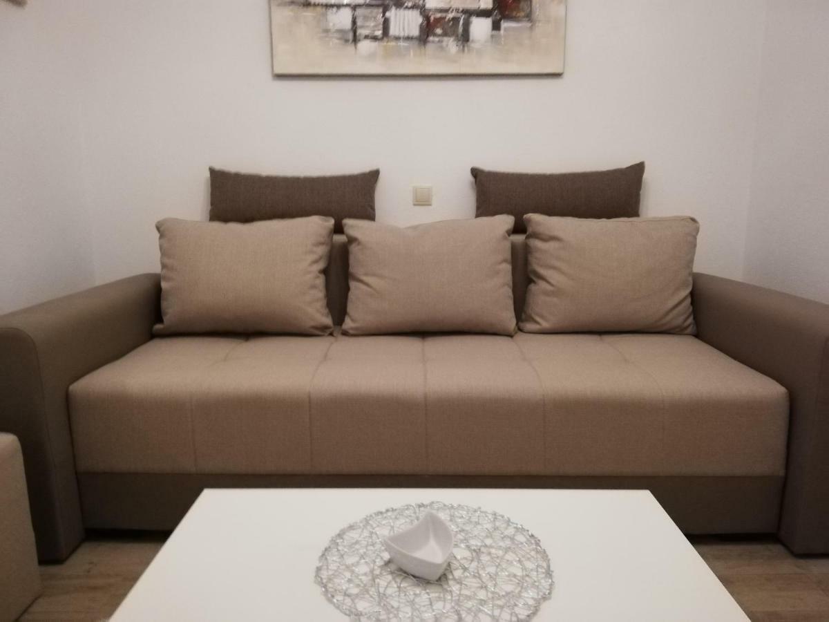 Apartmani Dina Makarska Buitenkant foto