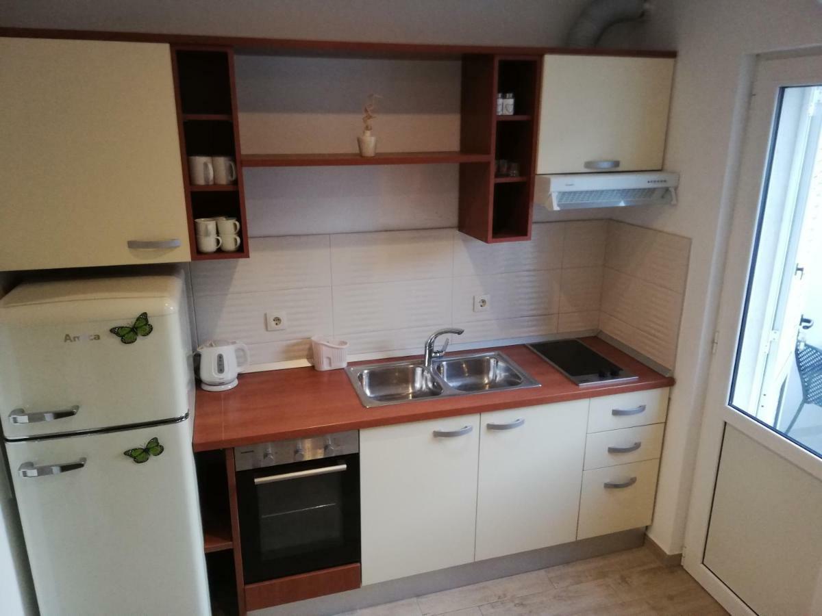 Apartmani Dina Makarska Buitenkant foto